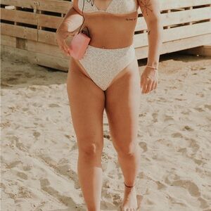 Peaches N’Kinis High Waisted Bathing Suit Bottoms Extra Large